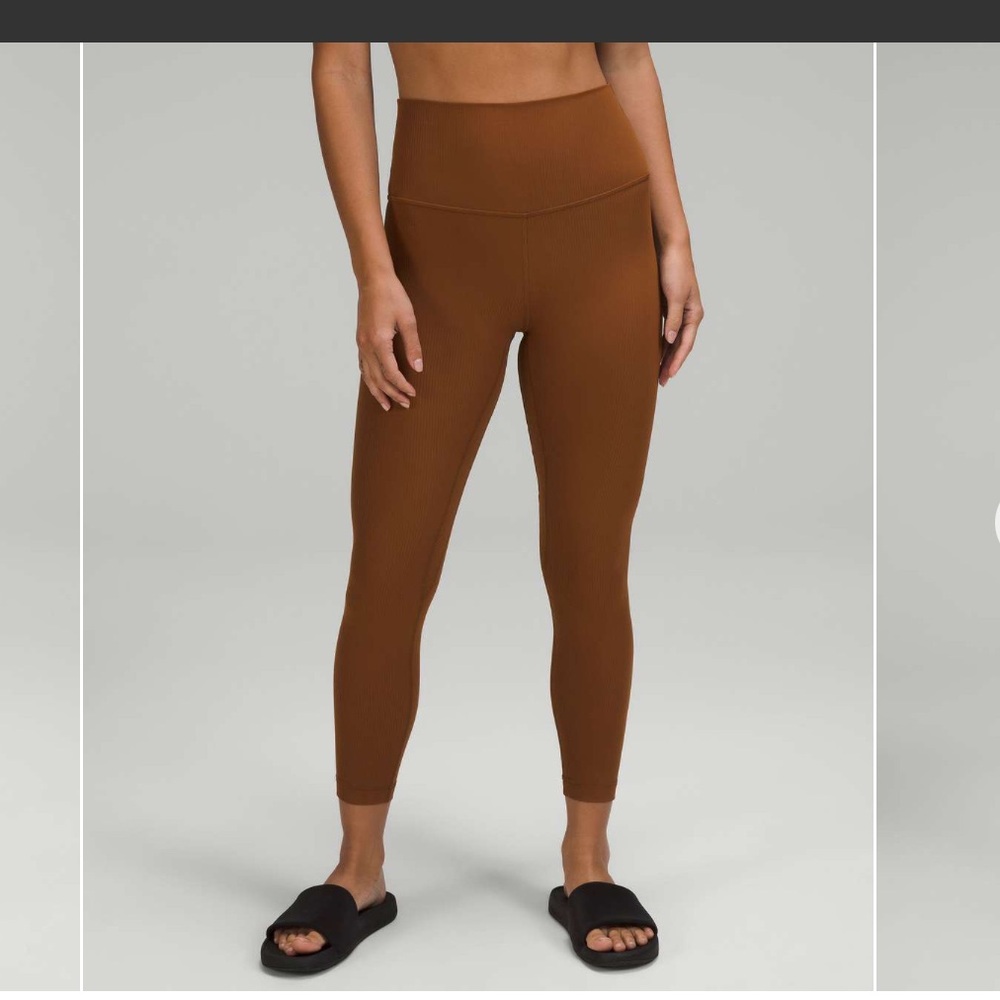 NWOT Lululemon 25” Ribbed Align Legging (Roasted Brown) size 8